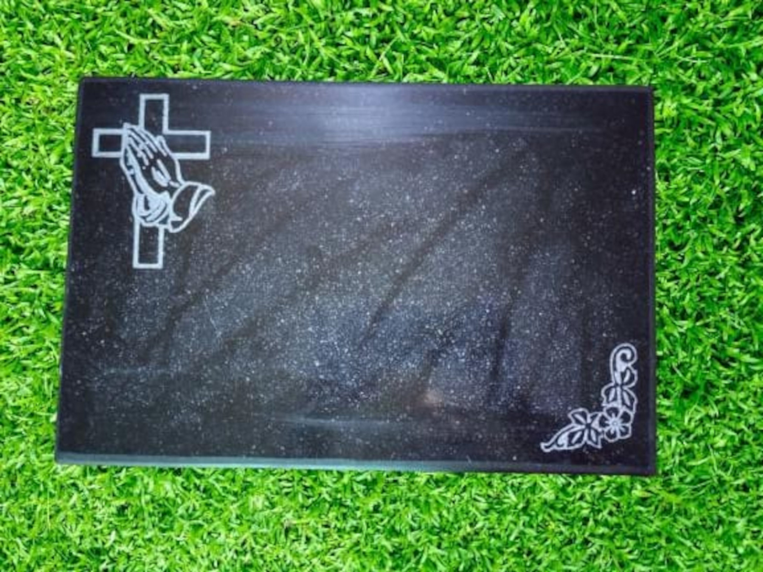 Custom Engraved black marble praying hands memorial Grave plaque STN04